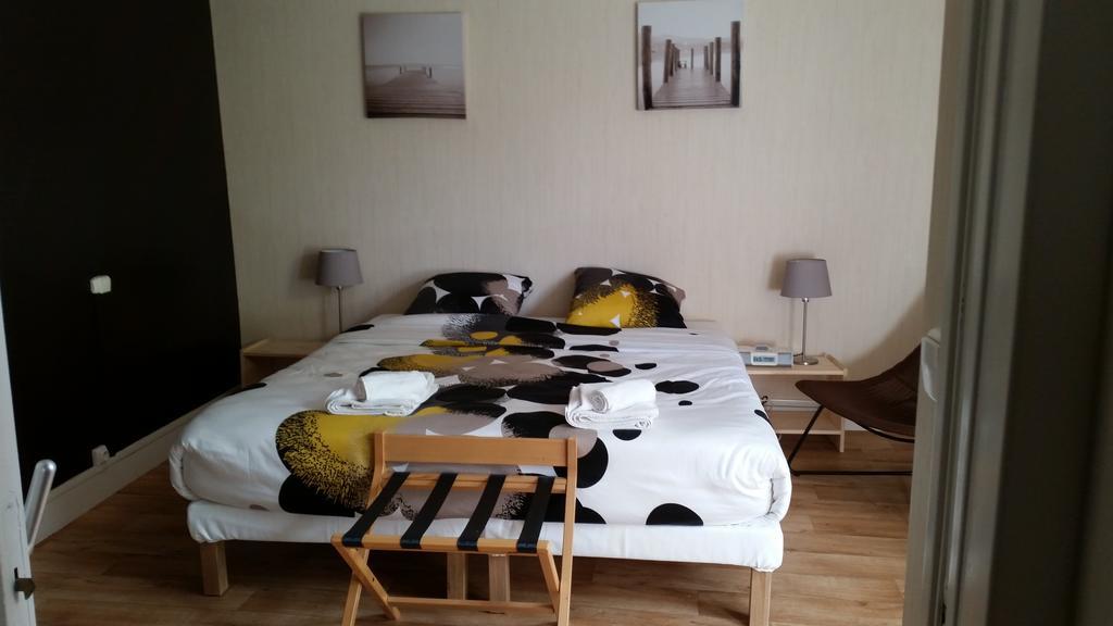 Les Gues Rivieres Bed & Breakfast Pujols  Dış mekan fotoğraf