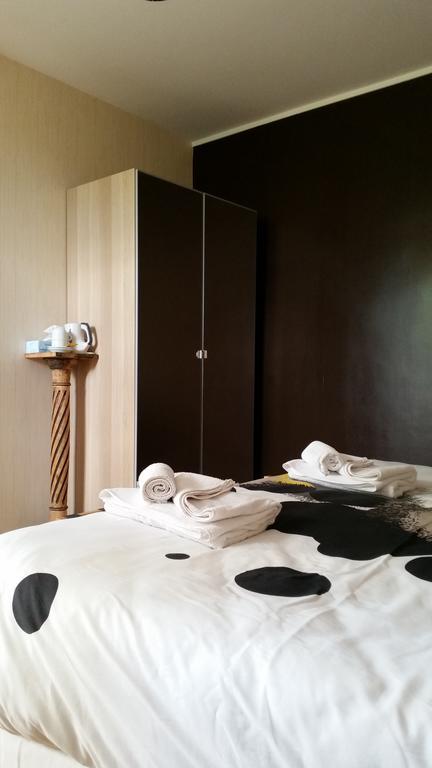 Les Gues Rivieres Bed & Breakfast Pujols  Dış mekan fotoğraf