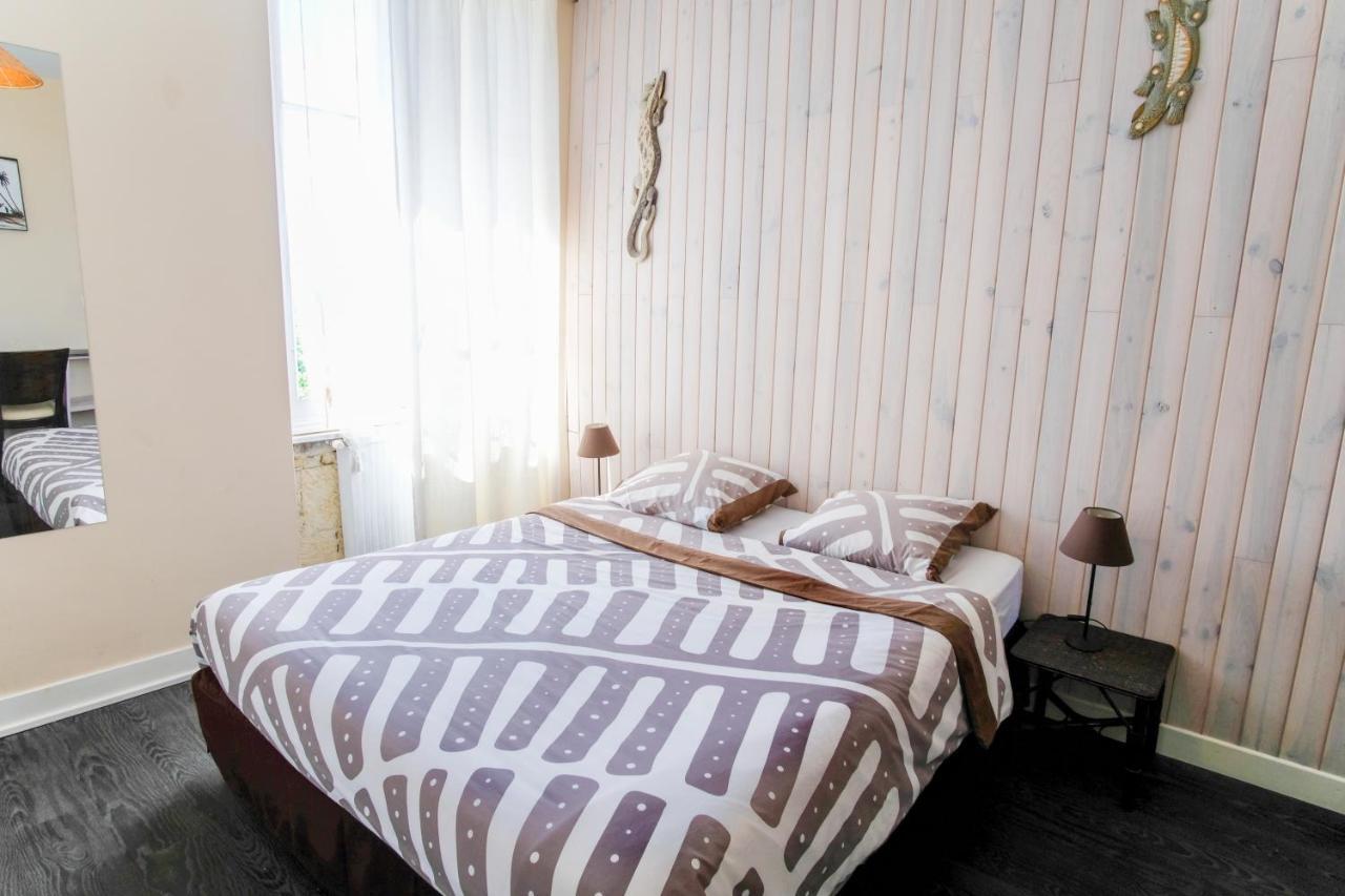 Les Gues Rivieres Bed & Breakfast Pujols  Dış mekan fotoğraf