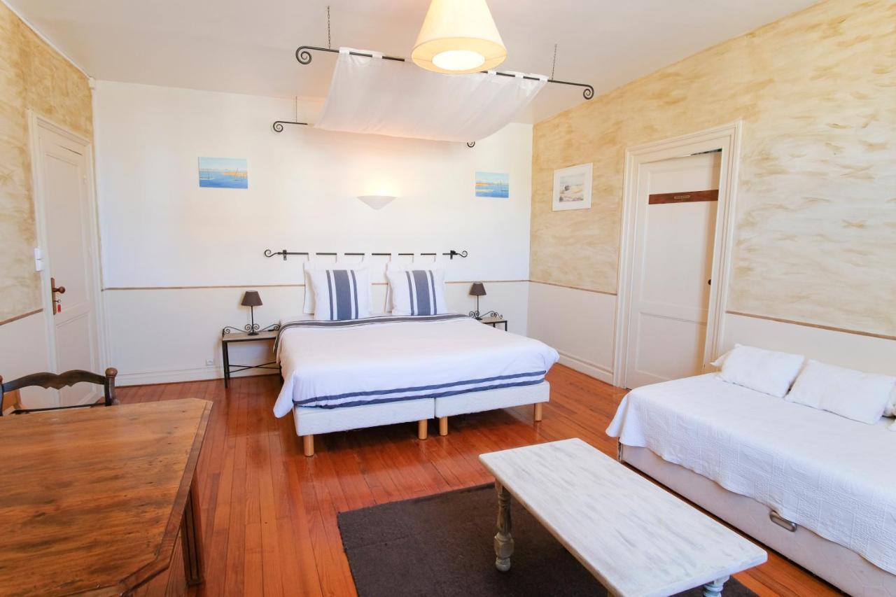 Les Gues Rivieres Bed & Breakfast Pujols  Dış mekan fotoğraf
